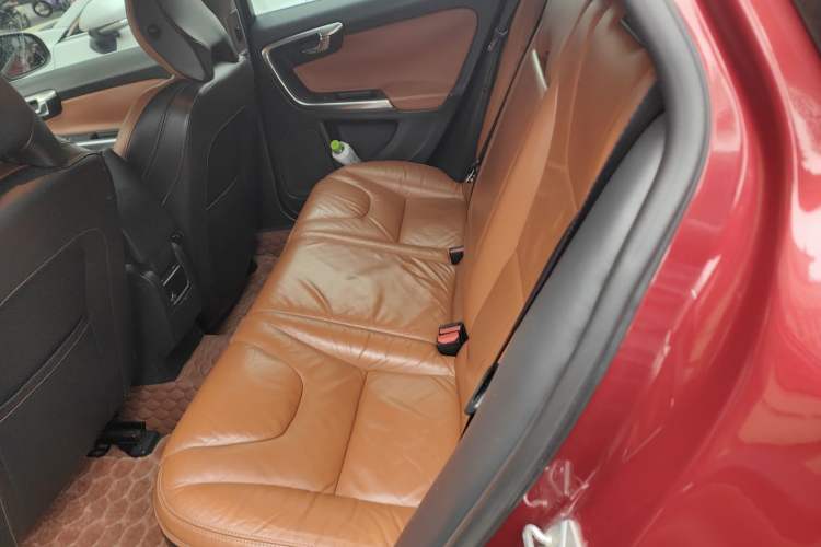 Used Volvo V60 2014 T5 Zhiya Edition Left Rear Seat