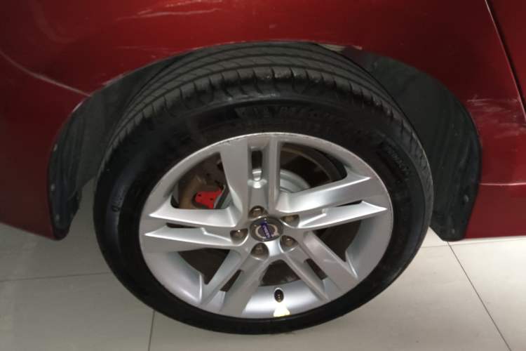 Used Volvo V60 2014 T5 Zhiya Edition Right Rear Wheel Hub