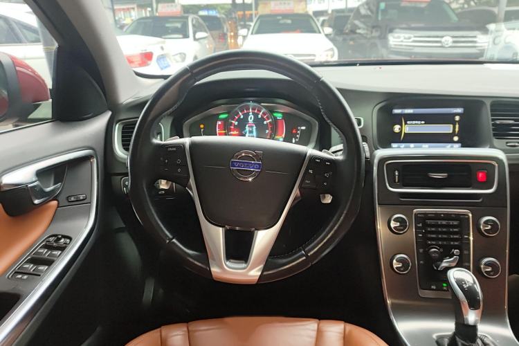 Used Volvo V60 2014 Restyled T5 Zhiya Edition Steering Wheel