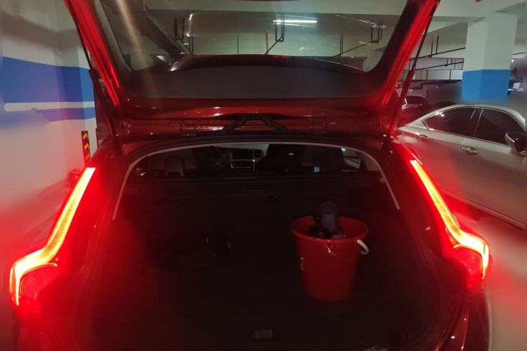 Used Volvo V60 2014 T5 Zhiya Edition Trunk