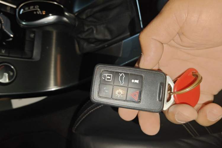 Used Volvo V60 2014 T5 Zhiya Edition Vehicle Key