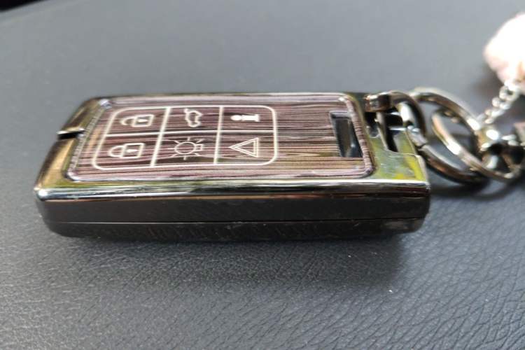 Used Volvo V60 2014 T5 Zhiyi Edition Vehicle Key