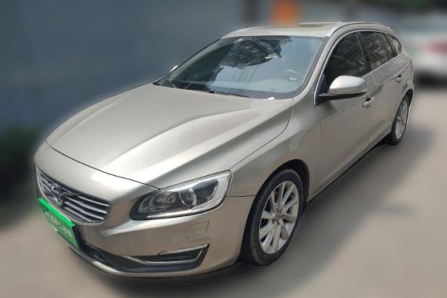 Used Volvo V60 2014 T5 Zhiyi Edition