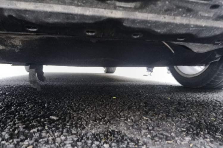 Used Volvo V60 2014 T5 Zhiya Edition Chassis Front