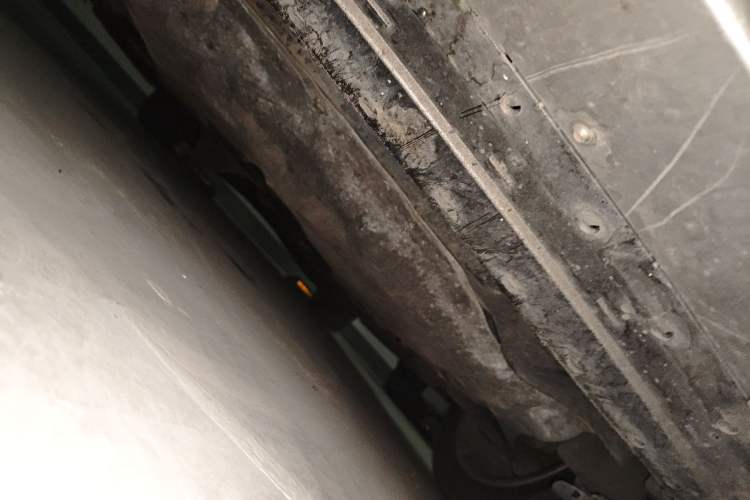 Used Volvo V60 2014 T5 Zhiya Edition Chassis Front