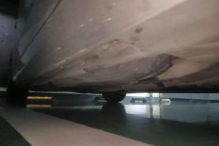 Used Volvo V60 2014 T5 Zhiyi Edition Chassis Front Right