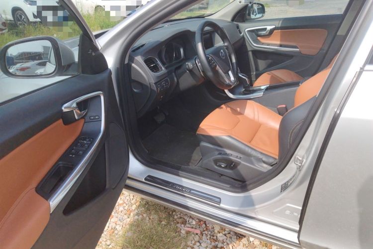 Used Volvo V60 2014 T5 Zhiya Edition Driver Seat