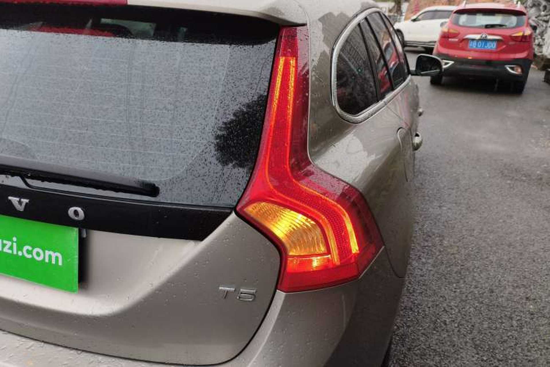 Used Volvo V60 2014 T5 Zhiya Edition Exterior 6