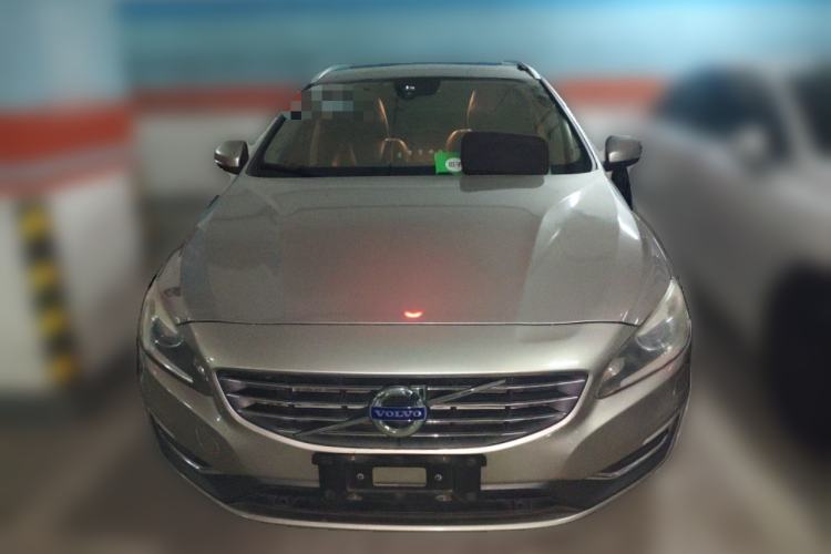 Used Volvo V60 2014 T5 Zhiya Edition Front