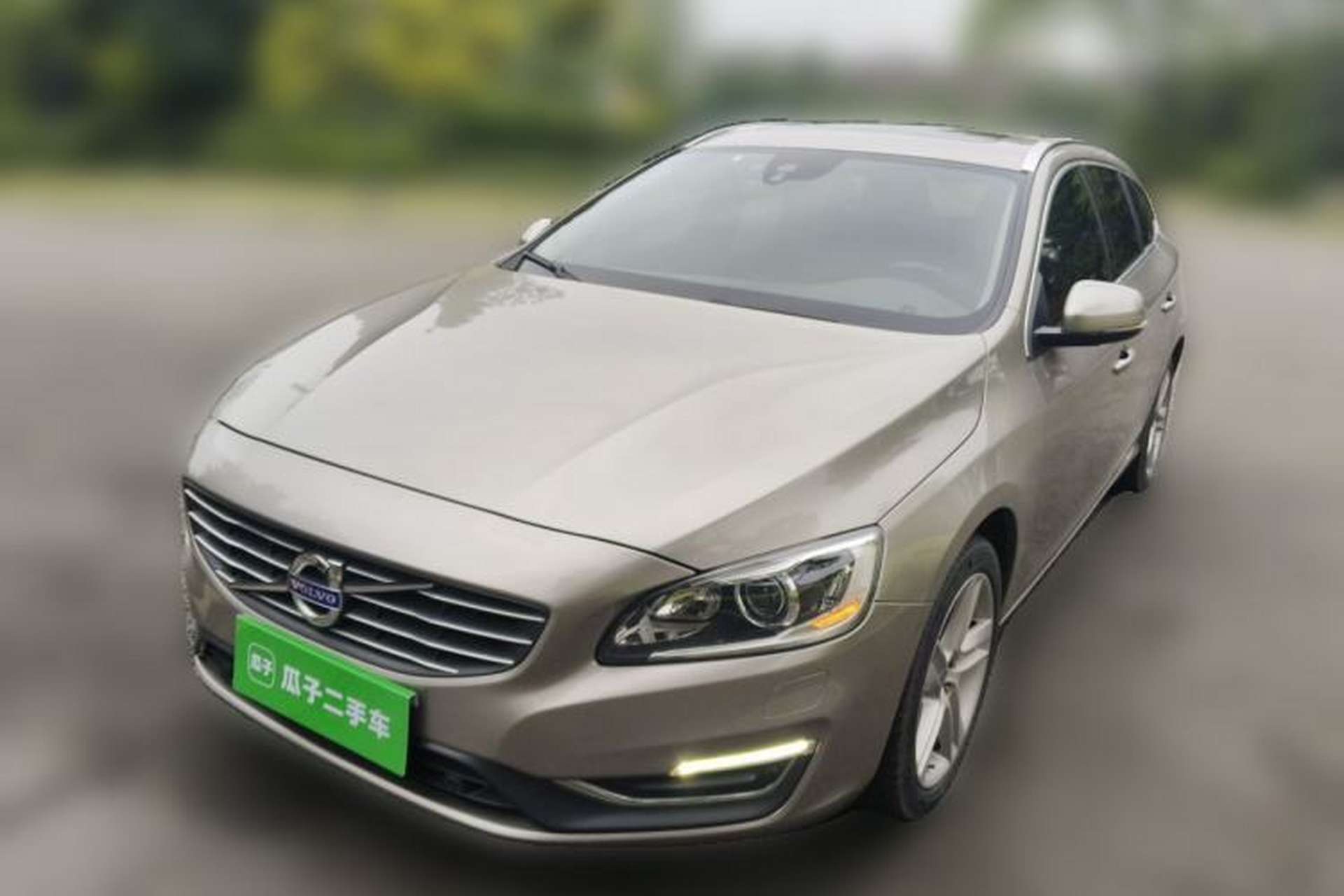 Used Volvo V60 2014 T5 Zhiya Edition Front Left 45 Deg
