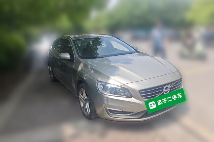 Used Volvo V60 2014 Restyled T5 Zhiya Edition Front Right 45 Deg