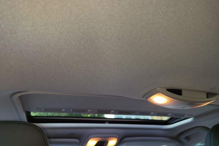 Used Volvo V60 2014 T5 Zhiyi Edition Headliner