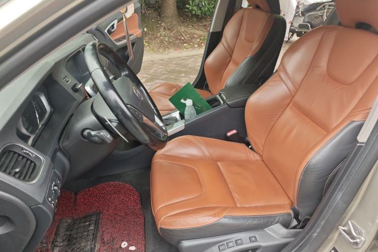 Used Volvo V60 2014 Restyled T5 Zhiya Edition Left Front Seat