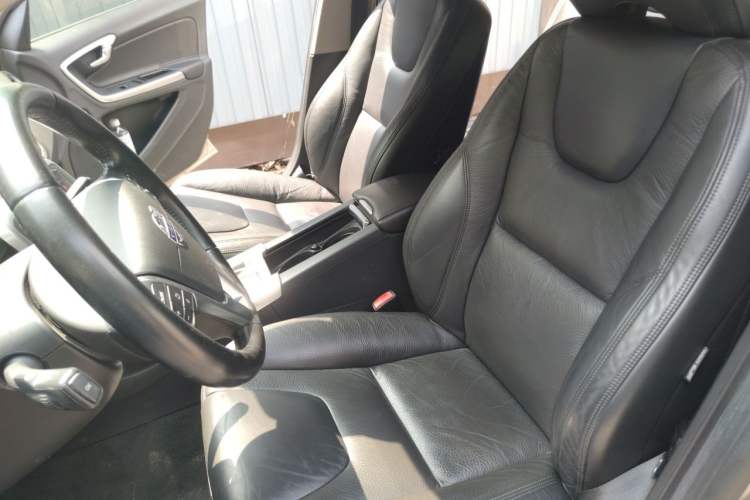 Used Volvo V60 2014 T5 Zhiyi Edition Left Front Seat