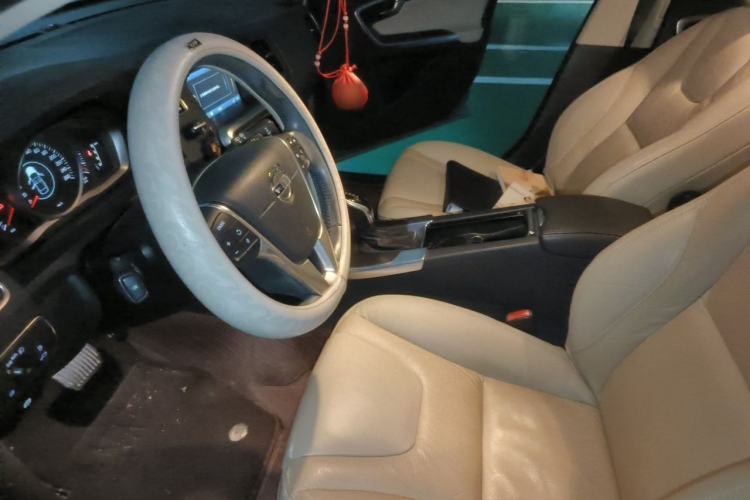 Used Volvo V60 2014 T5 Zhiyi Edition Left Front Seat