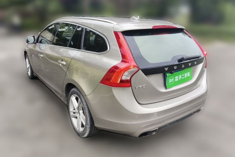 Used Volvo V60 2014 T5 Zhiya Edition Rear Left 45 Deg