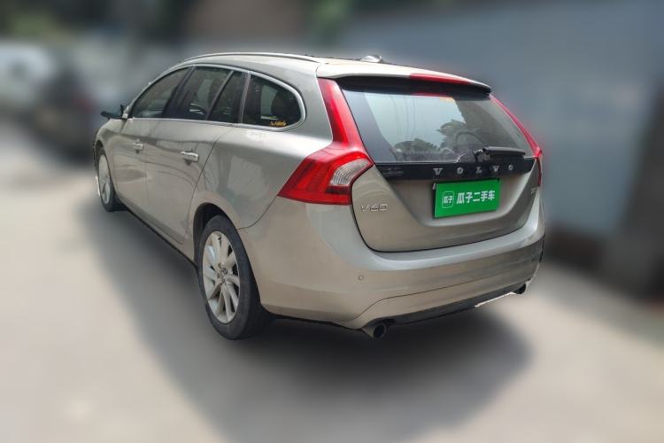 Used Volvo V60 2014 T5 Zhiyi Edition Rear Left 45 Deg