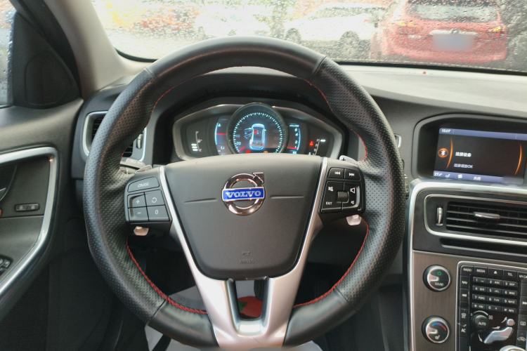 Used Volvo V60 2014 T5 Zhiya Edition Steering Wheel