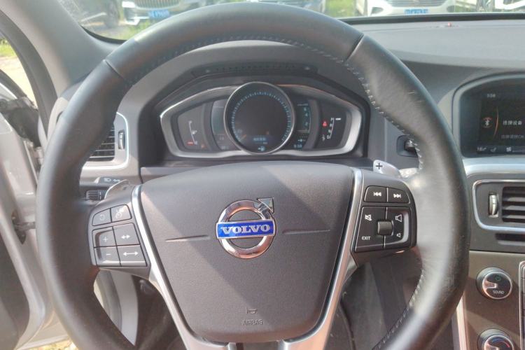 Used Volvo V60 2014 T5 Zhiya Edition Steering Wheel