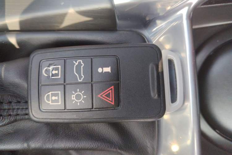 Used Volvo V60 2014 T5 Zhiya Edition Vehicle Key
