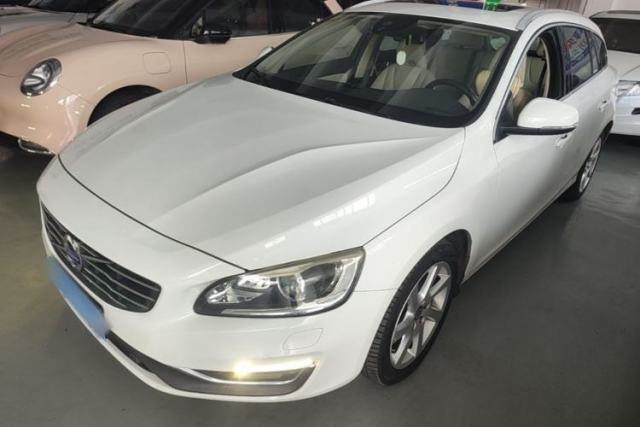 Used Volvo V60 2014 T5 Zhiyi Edition