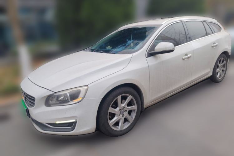 Used Volvo V60 2014 T5 Zhiyi Edition Guazi used car, China used car export, Used car for sale, Used cars, Cheapest cars for sale