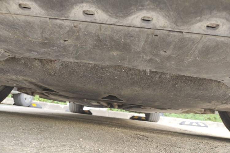 Used Volvo V60 2014 T5 Zhiyi Edition Chassis Front