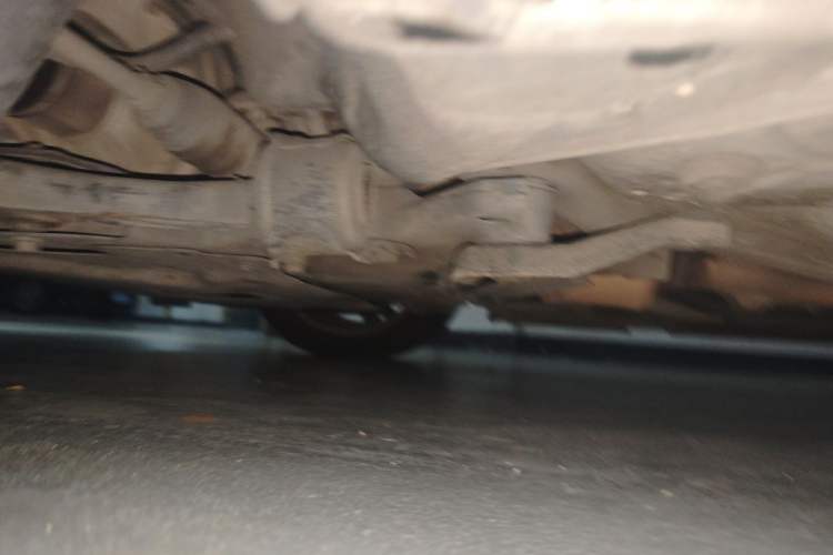Used Volvo V60 2014 T5 Zhiya Edition Chassis Front Left