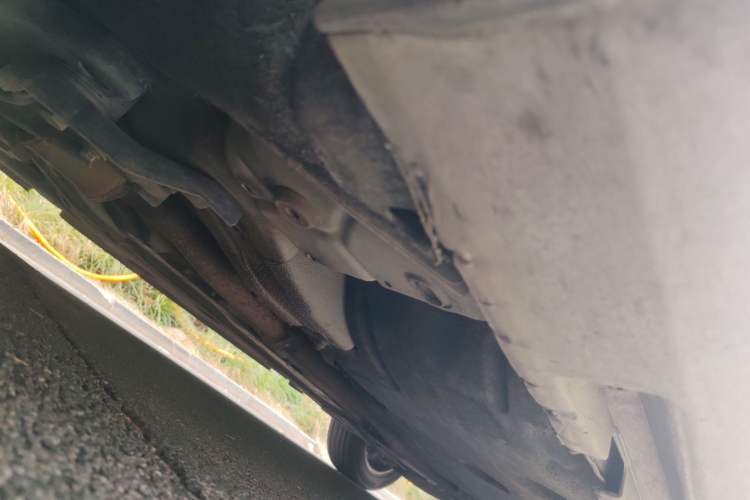 Used Volvo V60 2014 T5 Zhiyi Edition Chassis Front Left