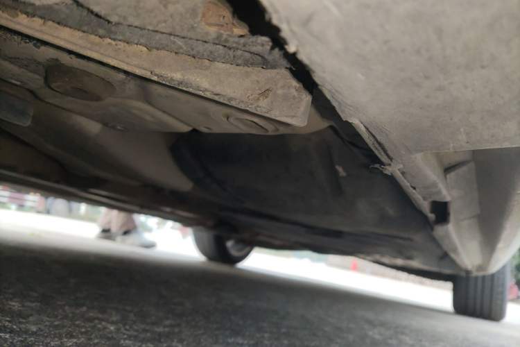 Used Volvo V60 2014 Restyled T5 Zhiya Edition Chassis Front Left