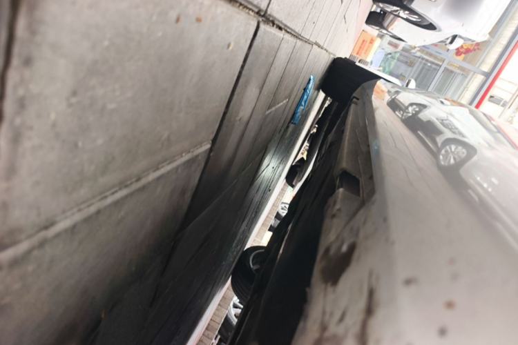 Used Volvo V60 2014 Restyled T5 Zhiya Edition Chassis Front Right