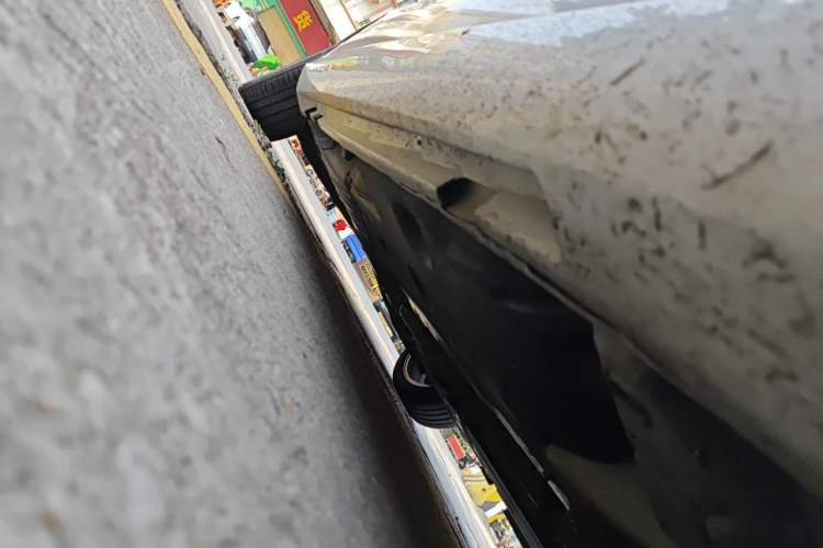 Used Volvo V60 2014 T5 Zhiyi Edition Chassis Front Right