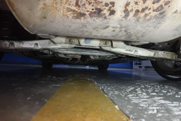 Used Volvo V60 2014 T5 Zhiya Edition Chassis Rear