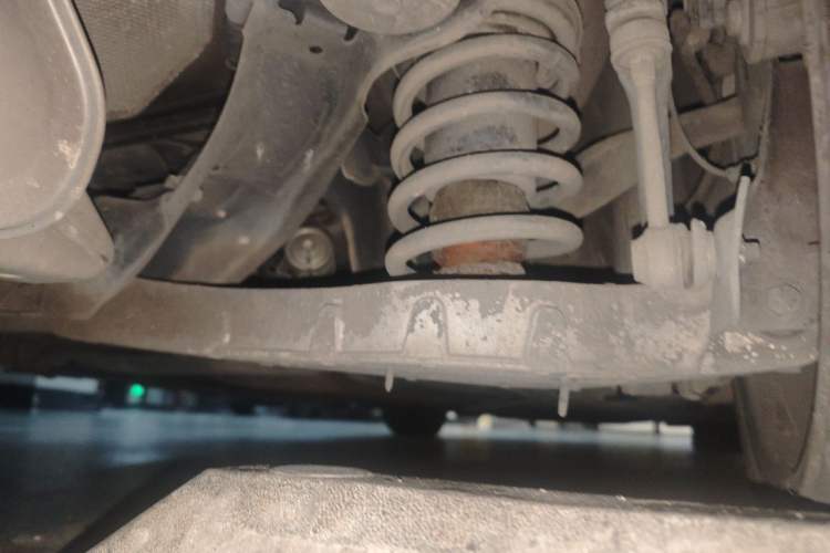 Used Volvo V60 2014 T5 Zhiya Edition Chassis Rear Right