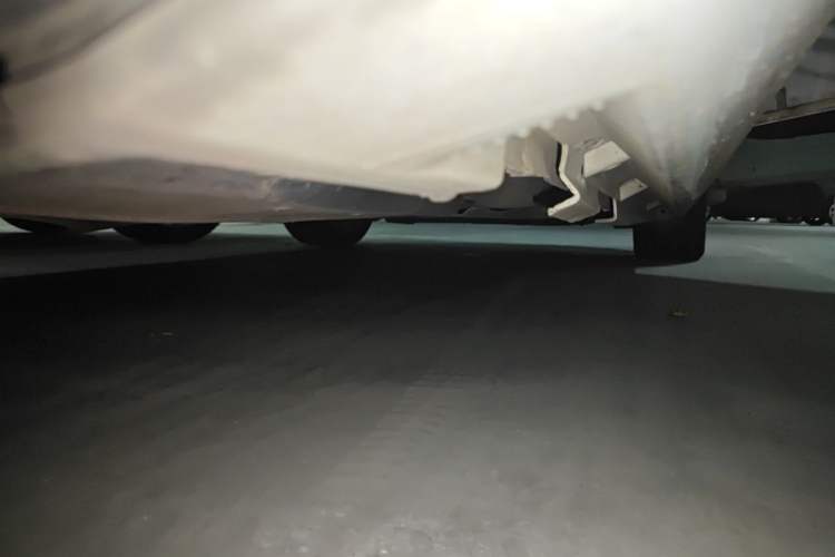 Used Volvo V60 2014 T5 Zhiya Edition Chassis Rear Right