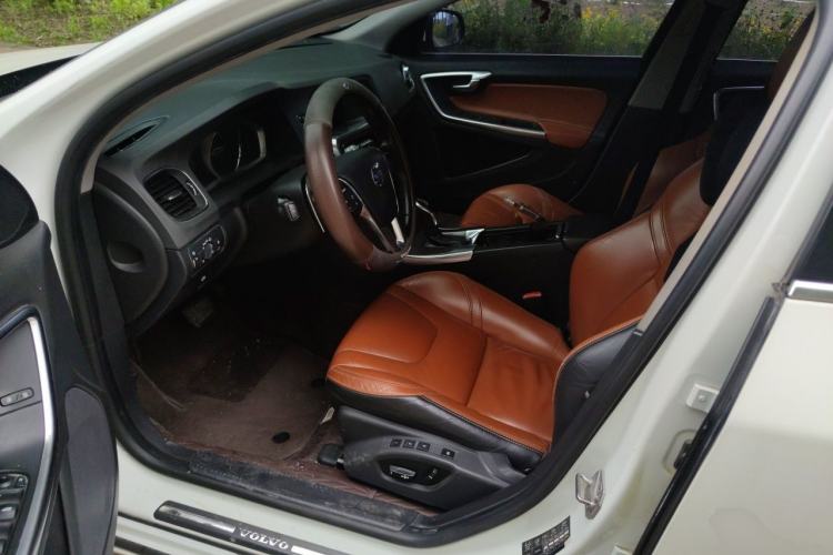 Used Volvo V60 2014 T5 Zhiya Edition Driver Seat
