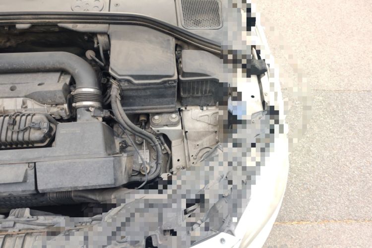 Used Volvo V60 2014 T5 Zhiyi Edition Engine Bay Left