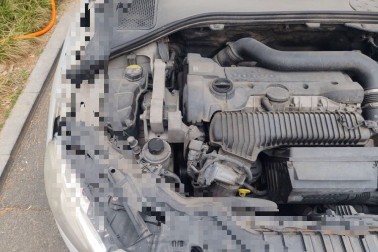 Used Volvo V60 2014 T5 Zhiyi Edition Engine Bay Right