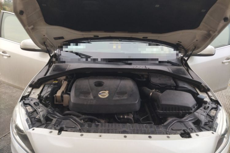 Used Volvo V60 2014 Restyled T5 Zhiya Edition Engine Bay
