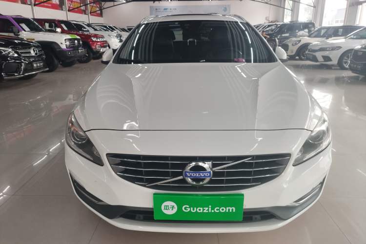 Used Volvo V60 2014 T5 Zhiyi Edition Exterior 1