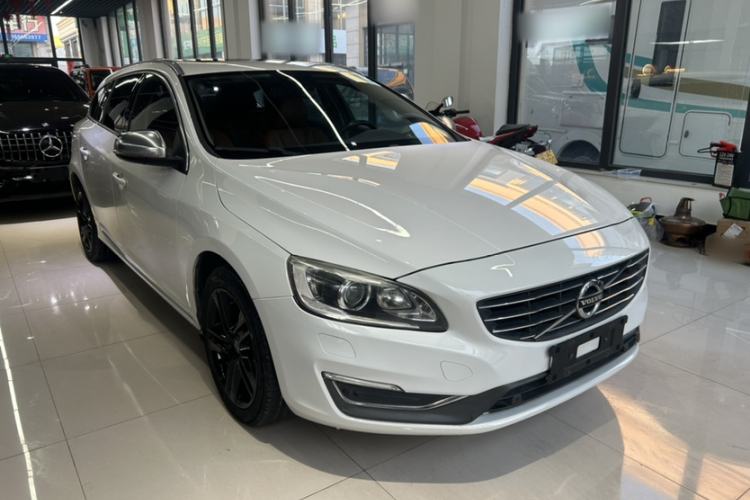 Used Volvo V60 2014 T5 Zhiya Edition Exterior 3