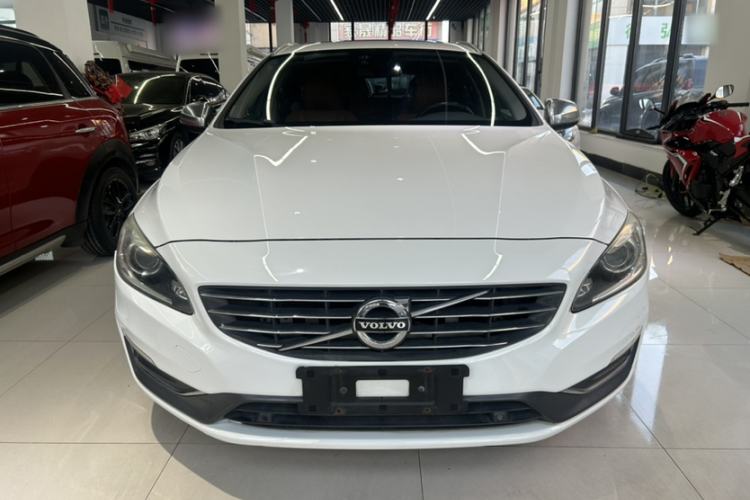 Used Volvo V60 2014 T5 Zhiya Edition Exterior 9