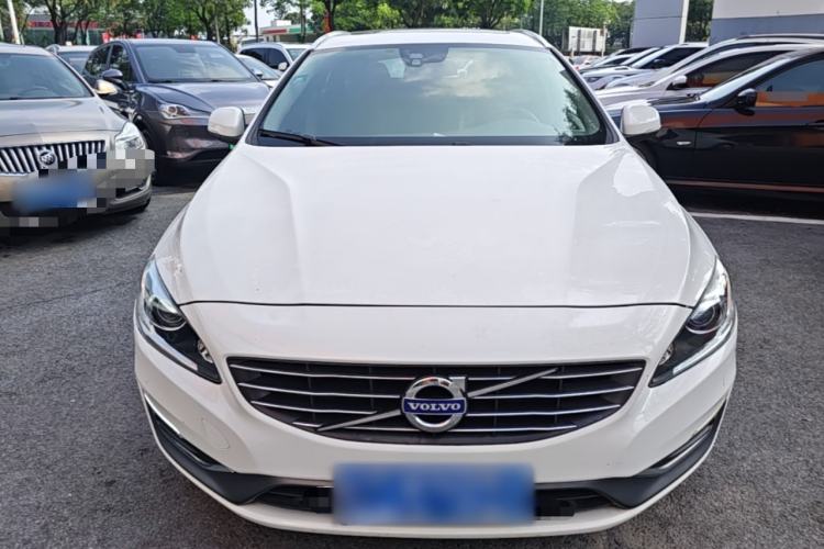 Used Volvo V60 2014 T5 Zhiyi Edition Front