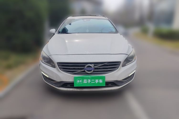Used Volvo V60 2014 T5 Zhiyi Edition Front