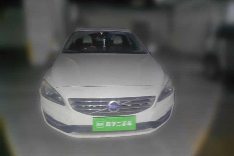 Used Volvo V60 2014 T5 Zhiyi Edition Front