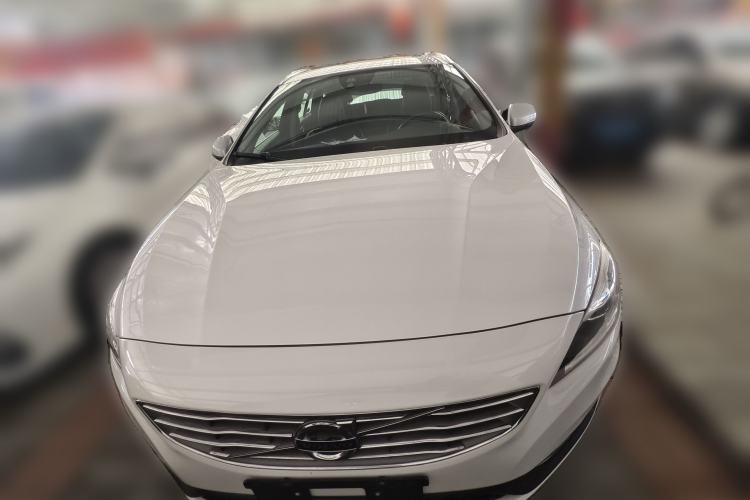 Used Volvo V60 2014 Restyled T5 Zhiya Edition Front