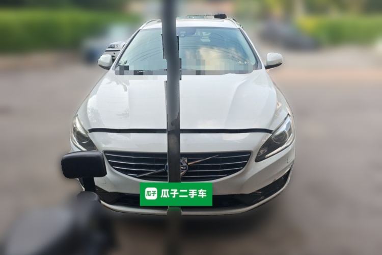 Used Volvo V60 2014 T5 Zhiyi Edition Front