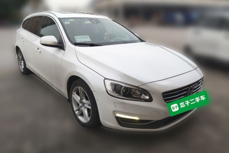Used Volvo V60 2014 Restyled T5 Zhiya Edition Front Right 45 Deg