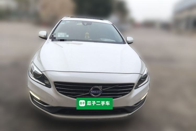 Used Volvo V60 2014 Restyled T5 Zhiya Edition Front