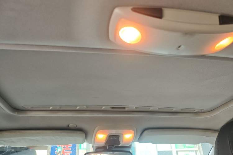 Used Volvo V60 2014 T5 Zhiyi Edition Headliner
